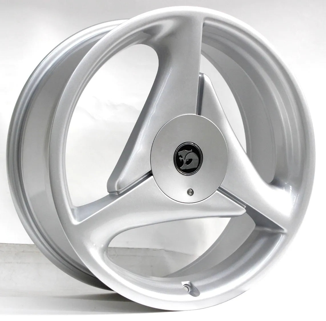 20” hsv tri spoke style
